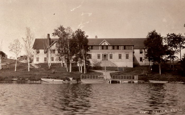 Lost Lake Woods Club - Vintage Postcard